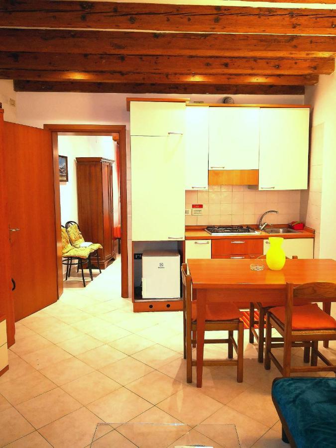 Sansamuele Apartment Венеція Екстер'єр фото